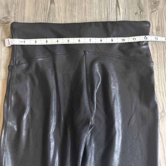 NWOT SPANX FAUX LEATHER BLACK LEGGING Size Medium (MSPR $98) - Picture 5 of 9